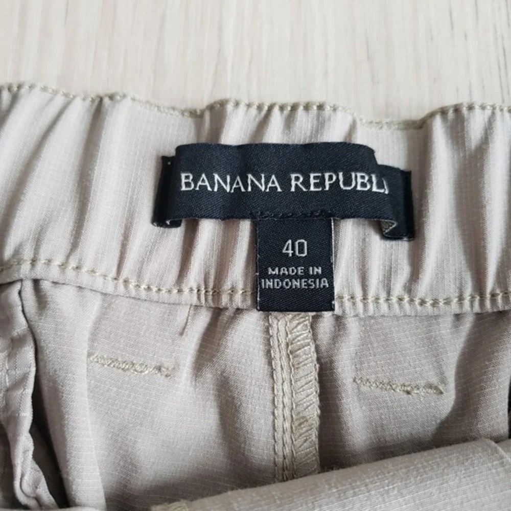 Banana Republic Shorts Mens 40 Beige Performance‎ Tech Golf Chino Pocket